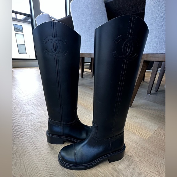 CHANEL Black Leather Riding Boots - Picture 2 of 8